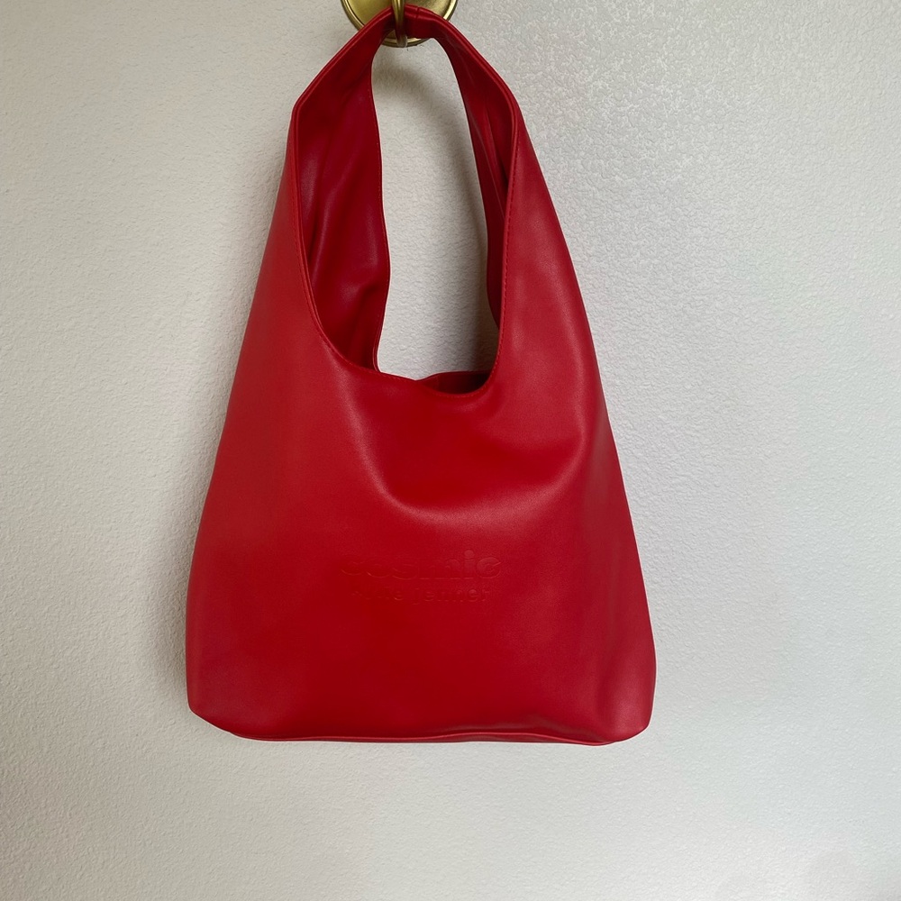 Kylie Cosmetics Vibrant Red Sholder Bag - Picture 2 of 5